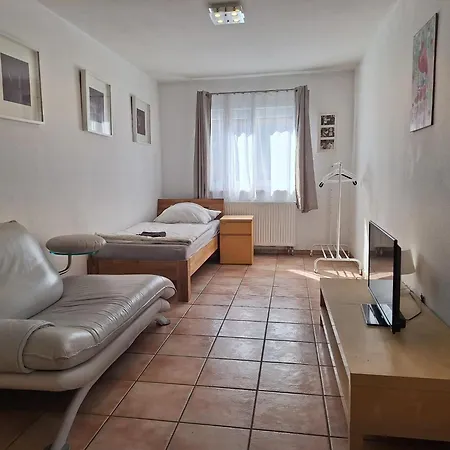 Monteurswohnung Am Wasserturm Homestay szállás *